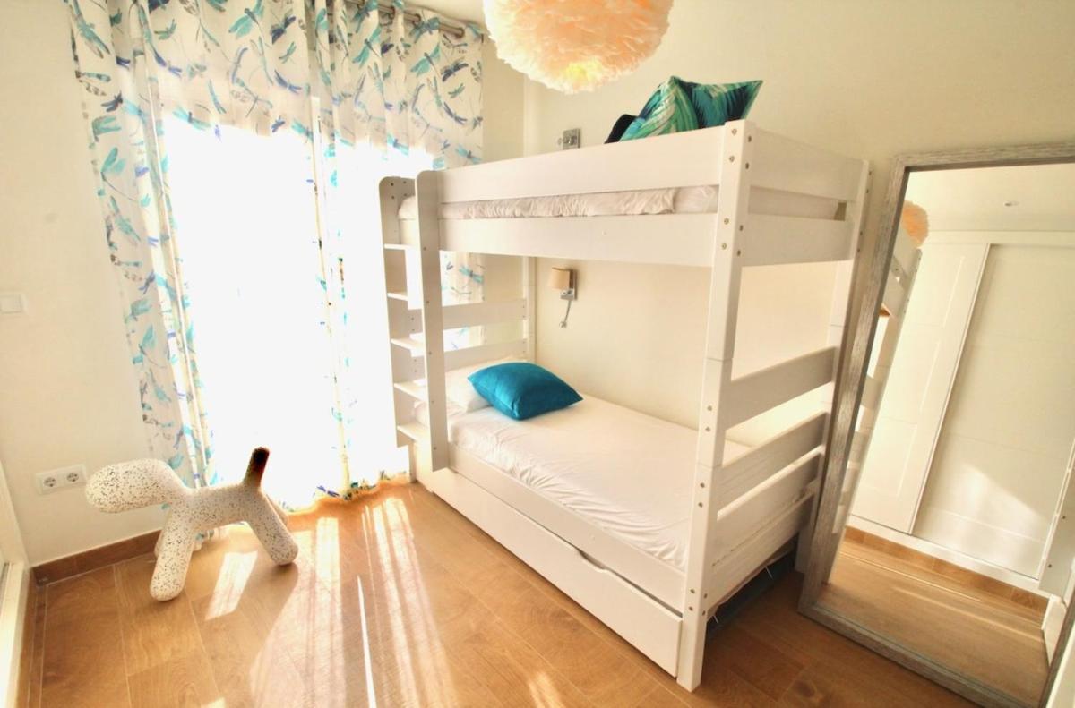 Stunning Three Bedrooms In Los Olivos Atamaria Ngoại thất bức ảnh